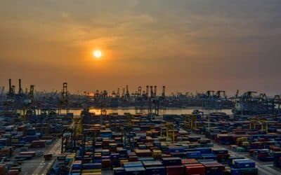 Five Reasons to Work with a Freight Forwarder